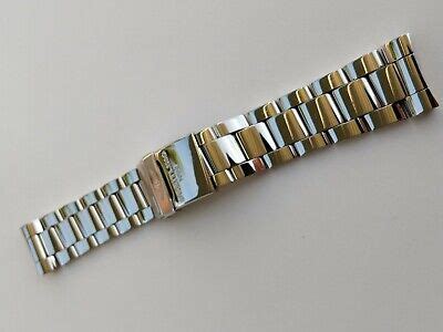 The Breitling Professional II bracelet 